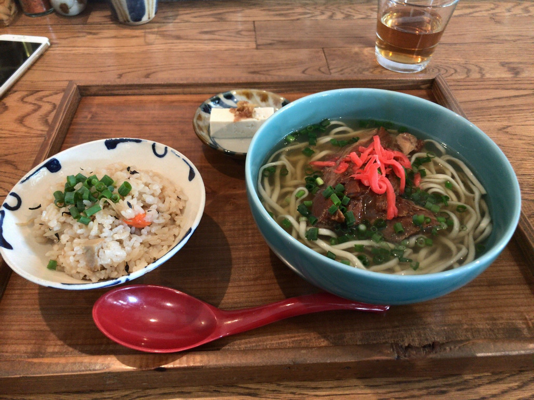 沖縄そばえいぶん
