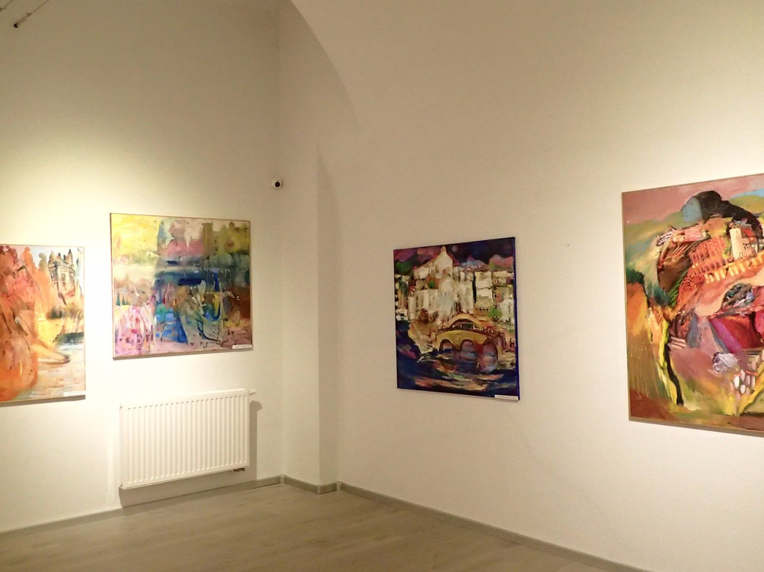 Galerie Marianska-契斯凯布达札维必去景点