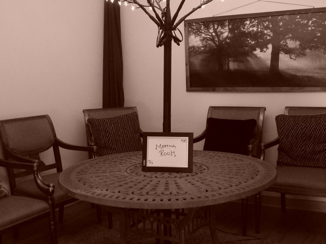 Strange Way Gifts & Escape Room-南顿必去景点