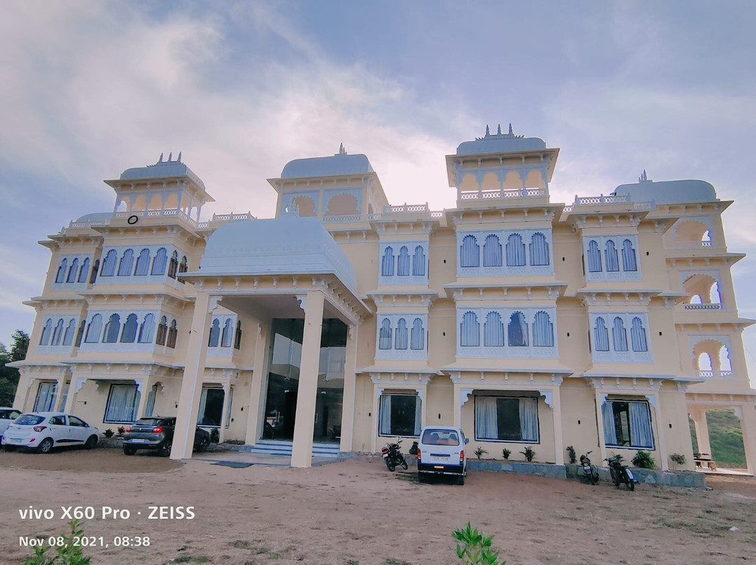 The Neergarh Palace and Resort