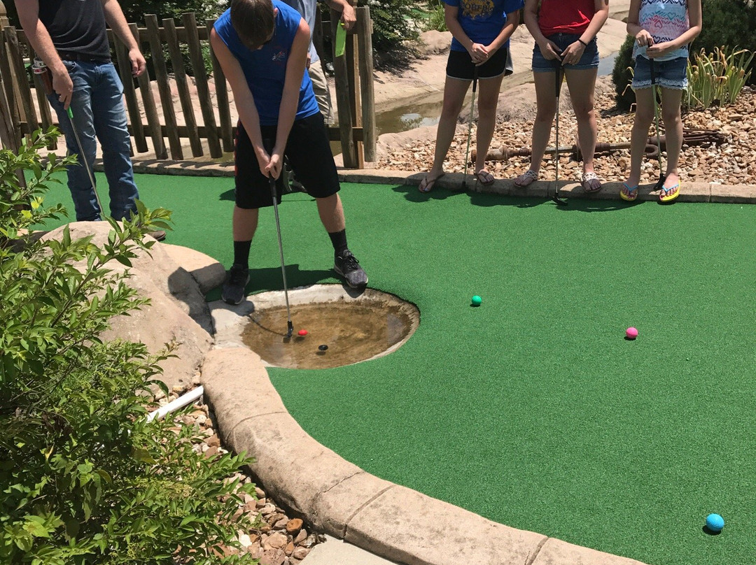 Kokomo Joe's Family Fun Center-罗拉必去景点