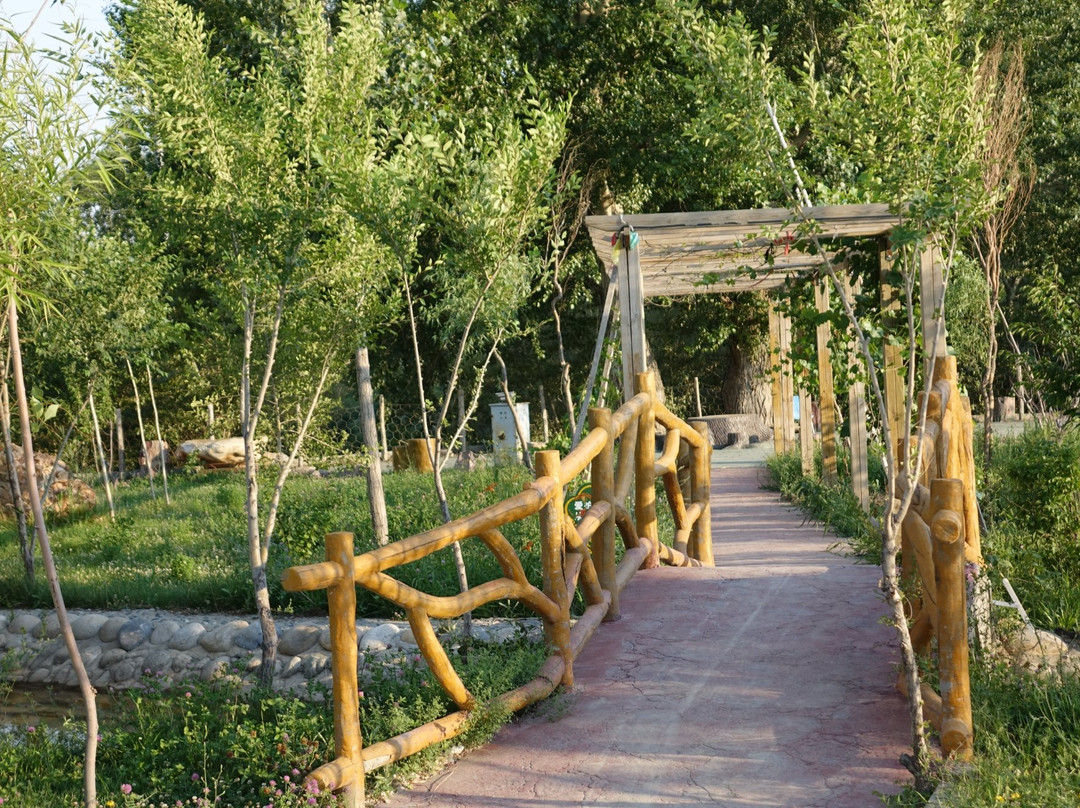 蕴德大酒店主图