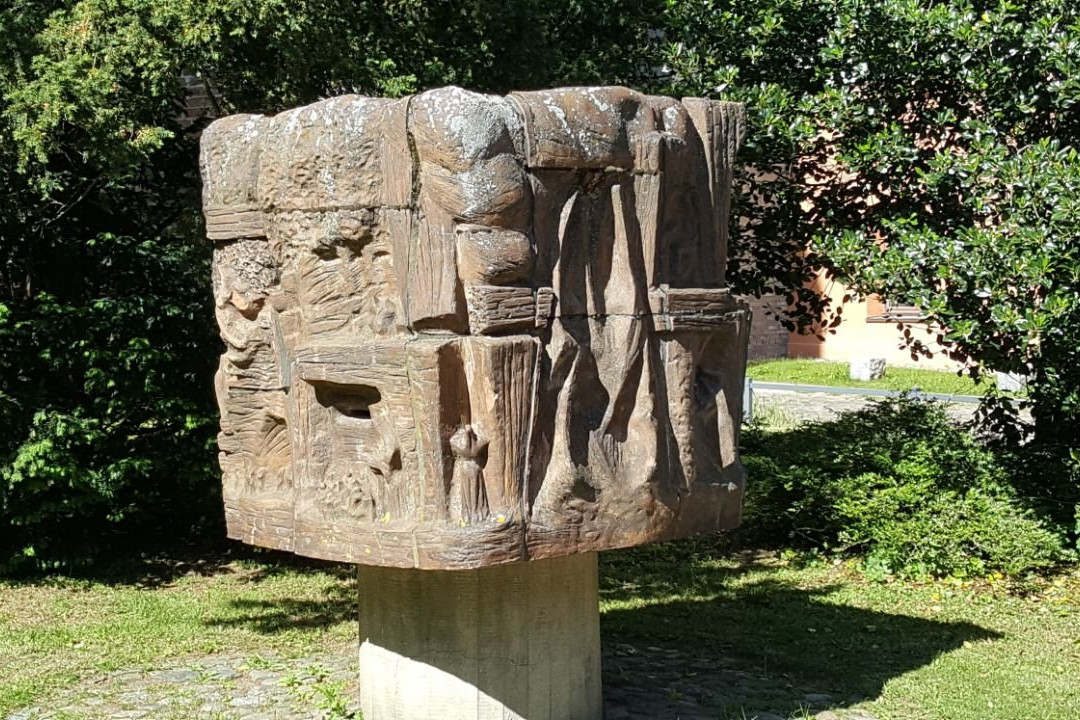 Kloster zum Heiligen Kreuz景点图片