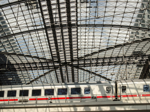 Aperture Tours-柏林必去景点