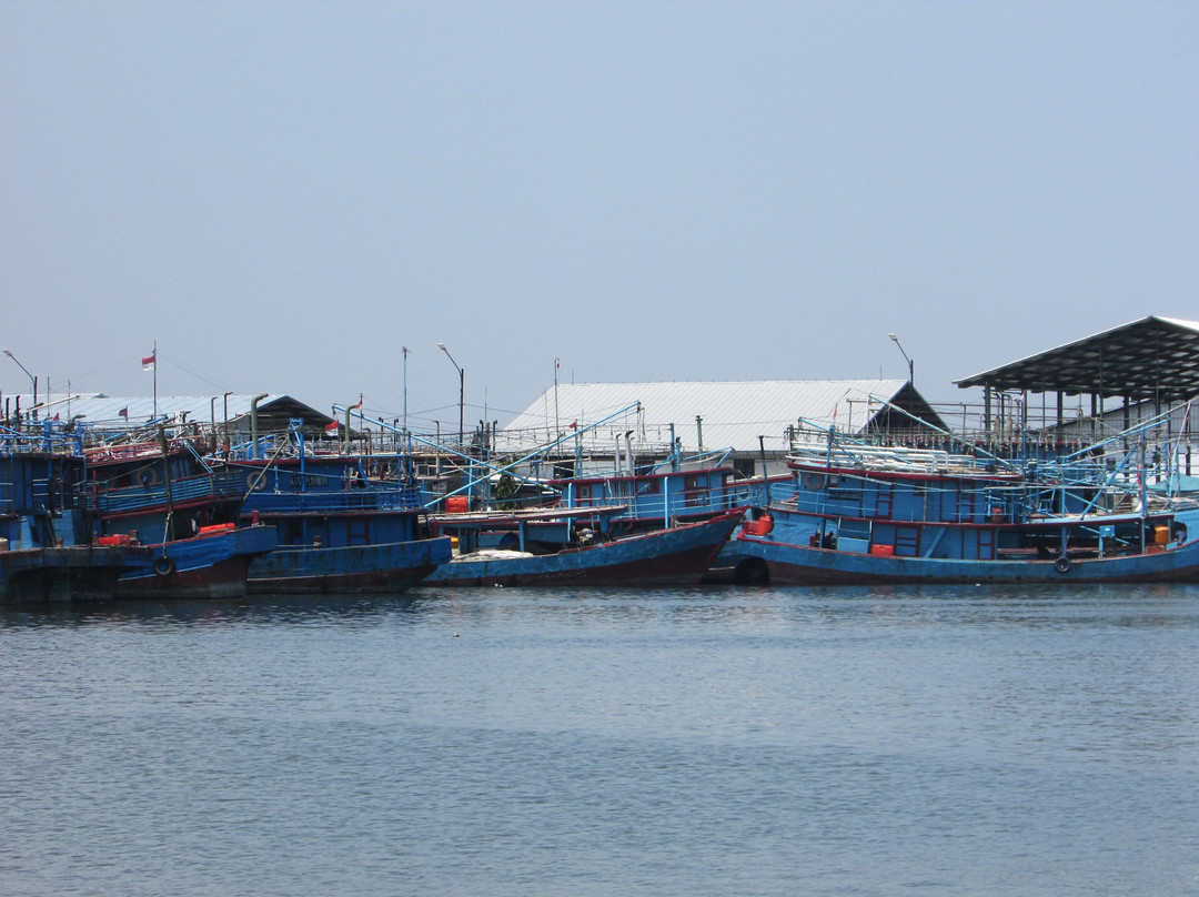 Kejawanan Beach-井里汶必去景点