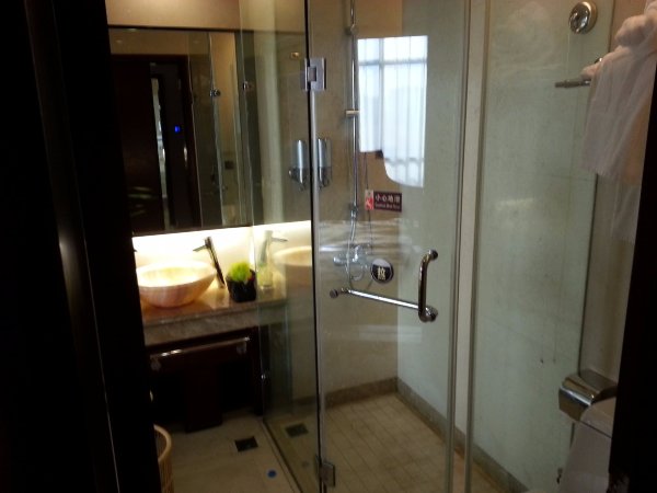 国门大酒店-浴室