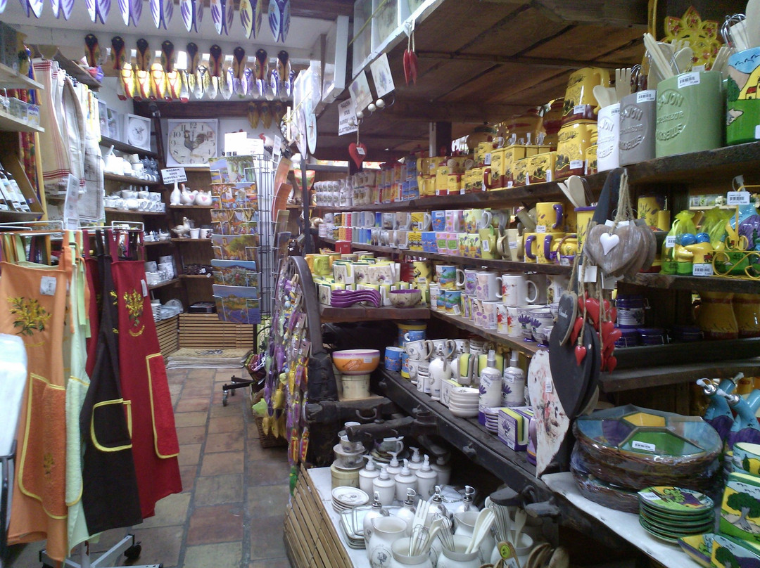 La Poterie Provençale-博尔默勒米莫萨必去景点