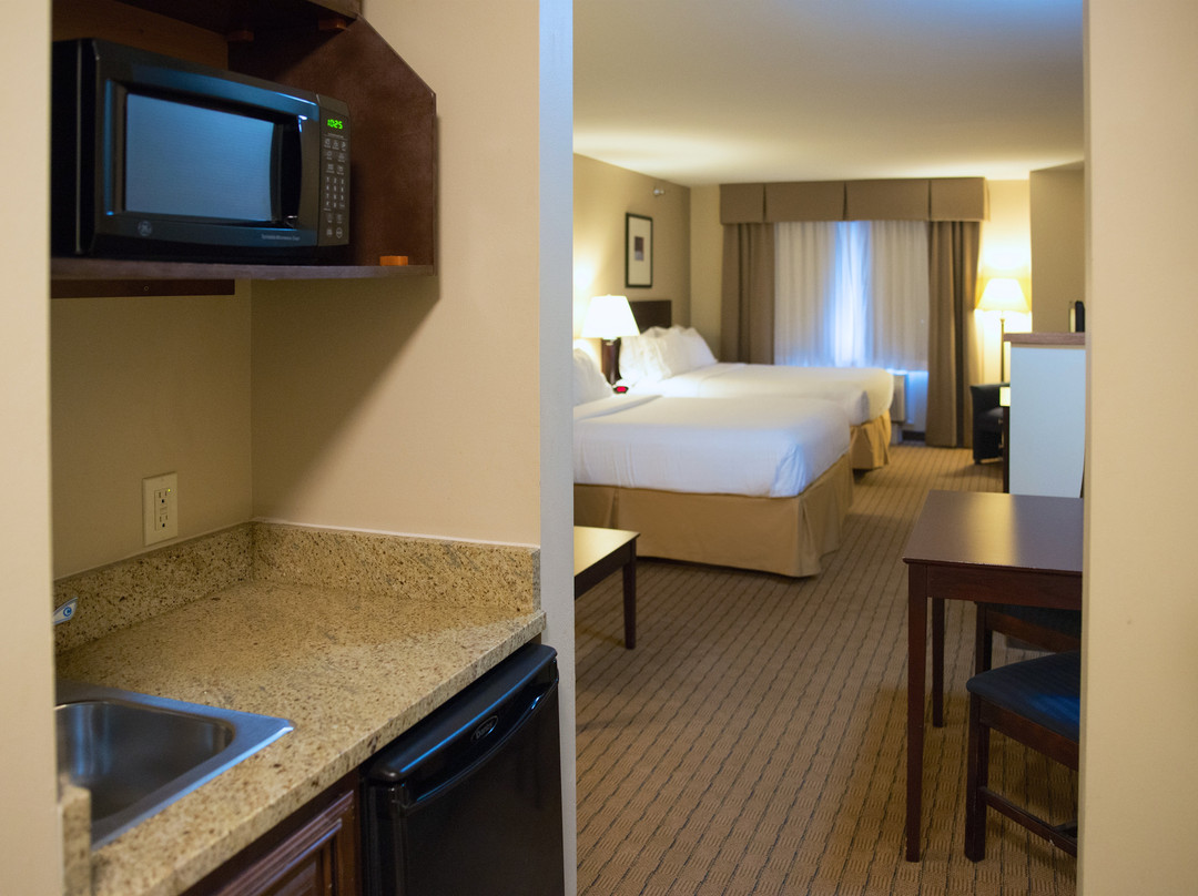 Holiday Inn Express Devils Lake By IHG主图