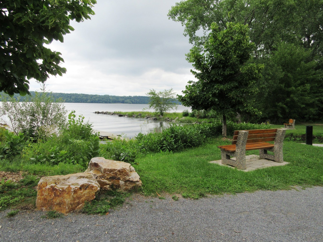 Parc Jack Layton-Hudson必去景点
