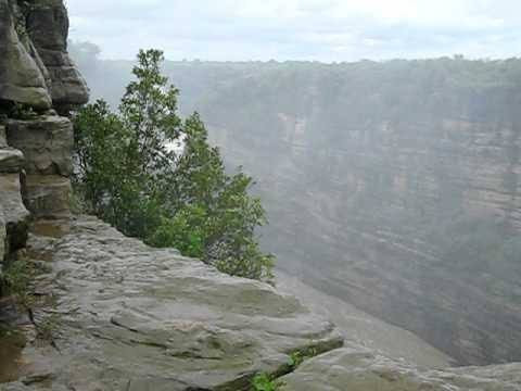 Purwa Falls景点图片