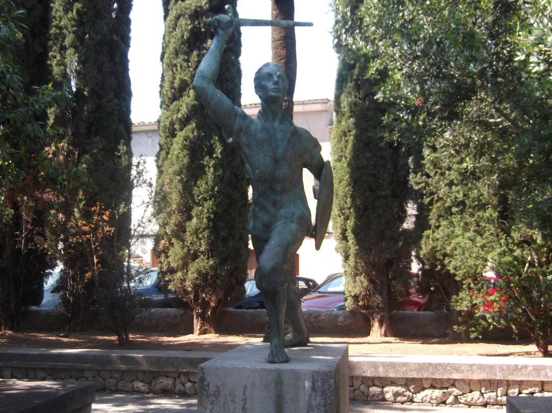 Jardines Joan March y Torre Desbrull-Pollenca必去景点