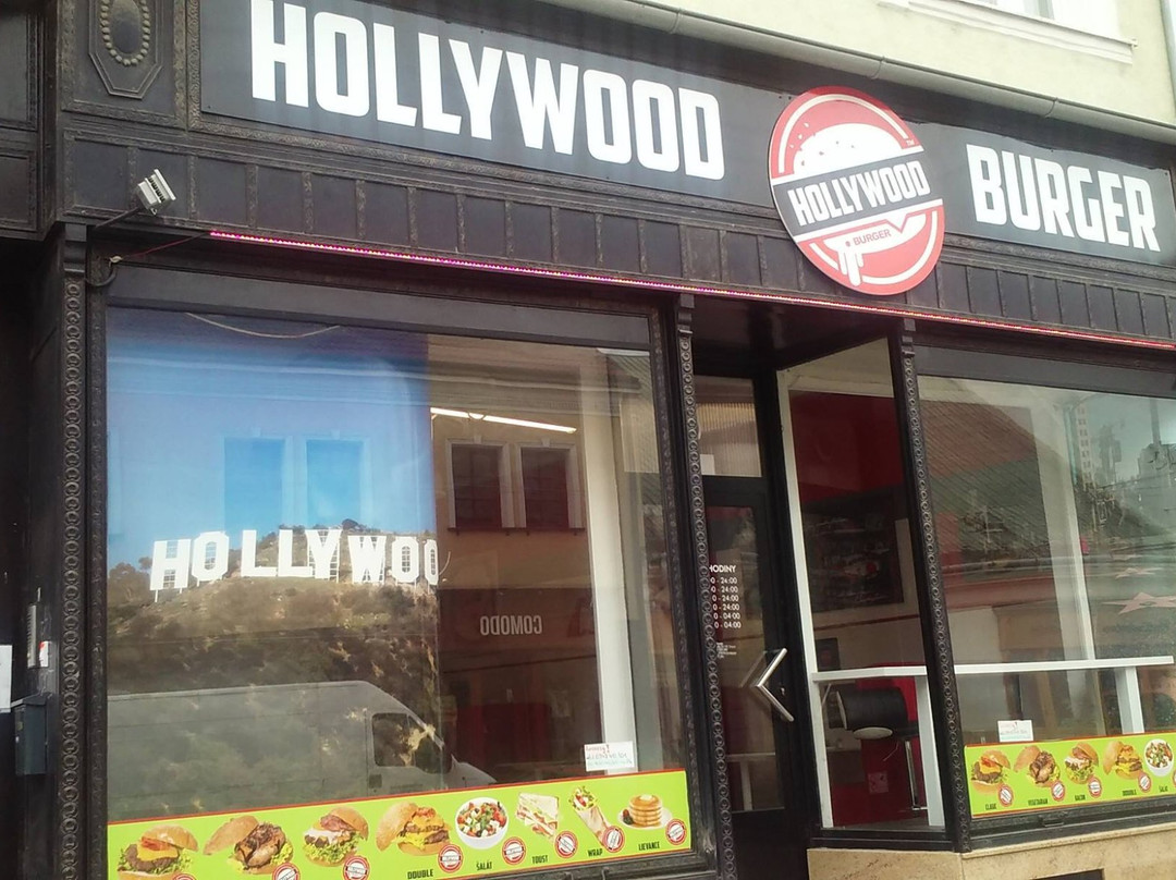 Hollywood Burger