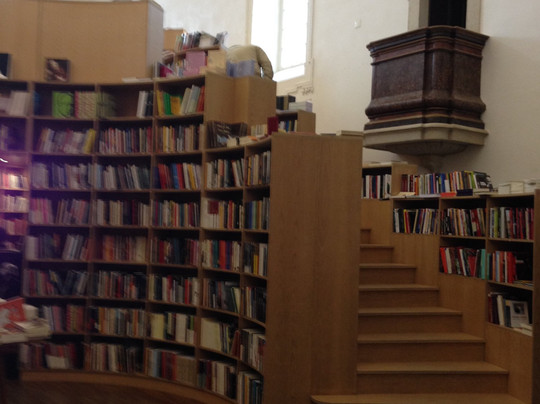 Livraria de Santiago-奥比都斯必去景点