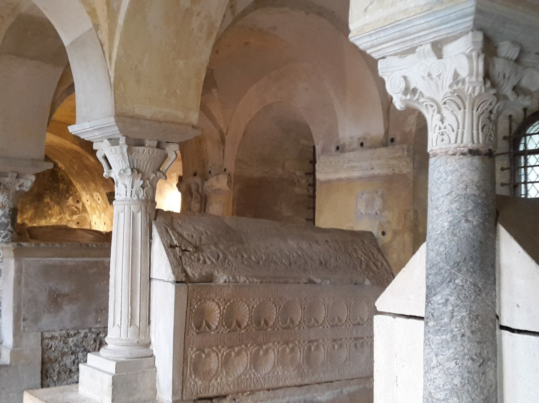 Crypte Saint Paul景点图片