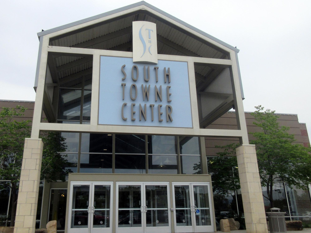 The Shops at South Town-桑迪必去景点