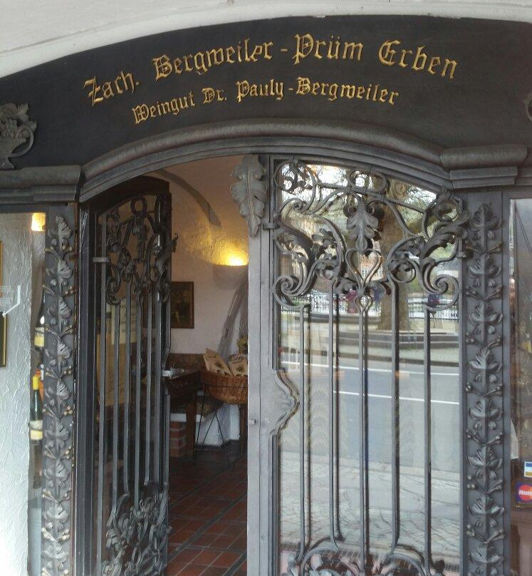 Weingut Dr. Pauly-Bergweiler-贝恩卡斯特尔－屈斯必去景点