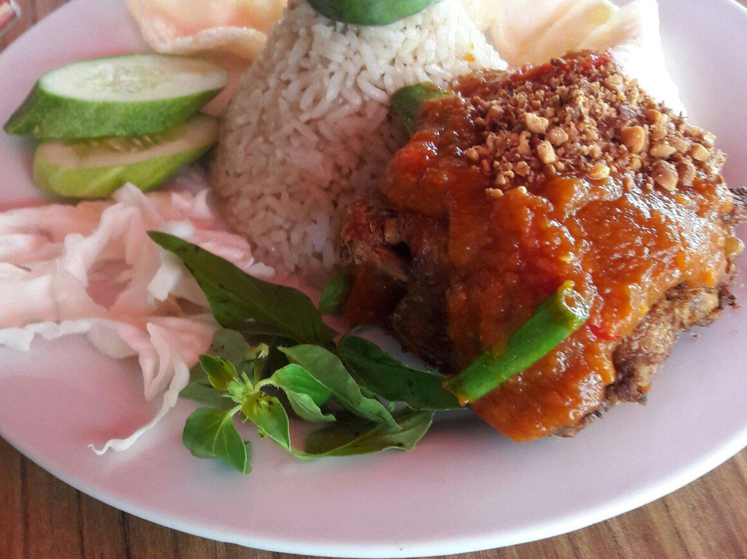 Ayam Dadakan