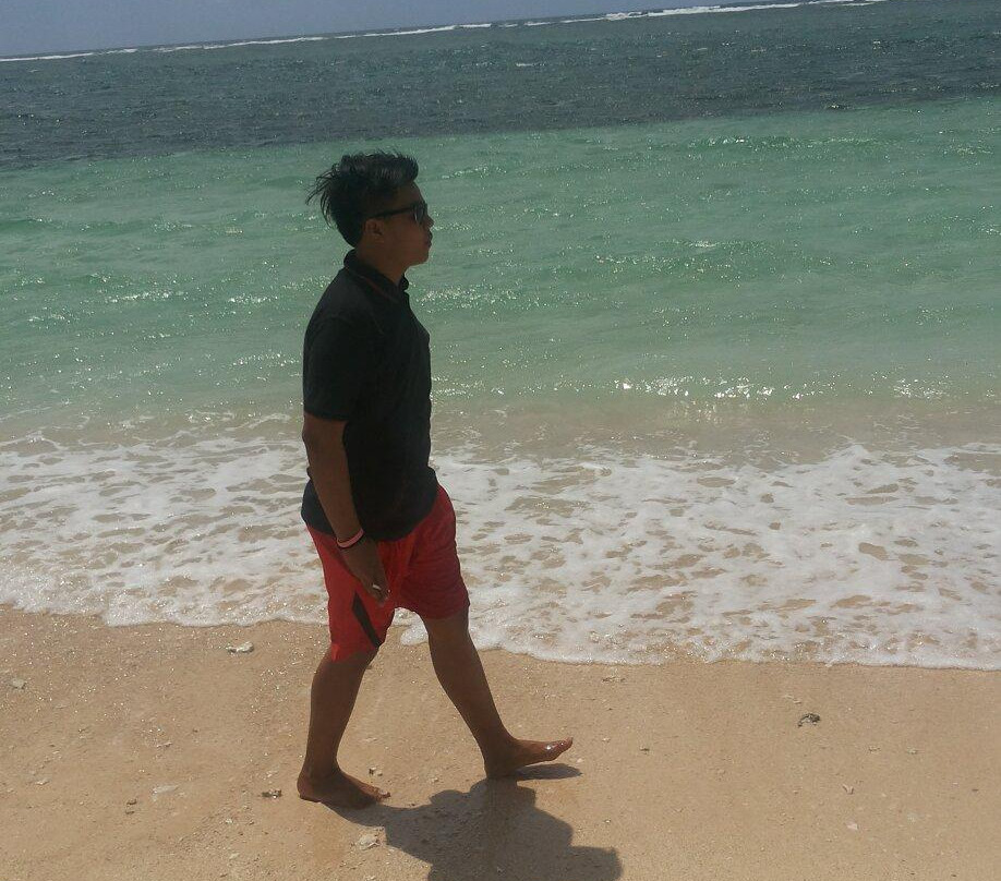 Linau Bintuhan Beach景点图片
