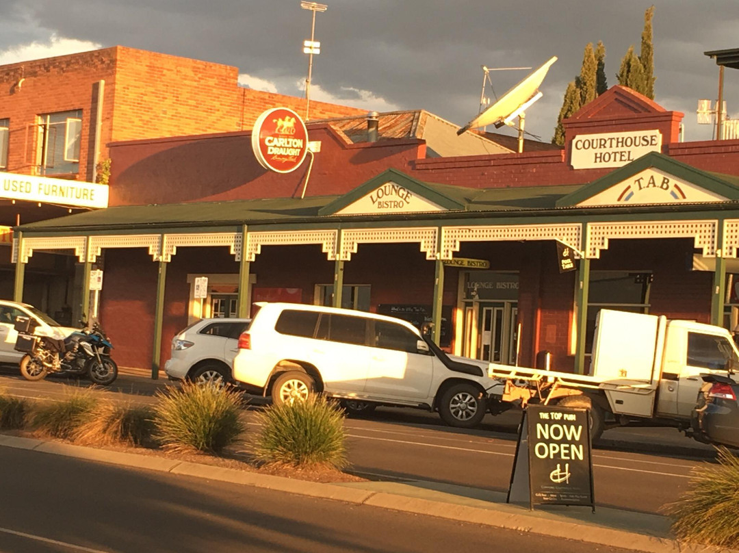 Corryong Courthouse Hotel景点图片