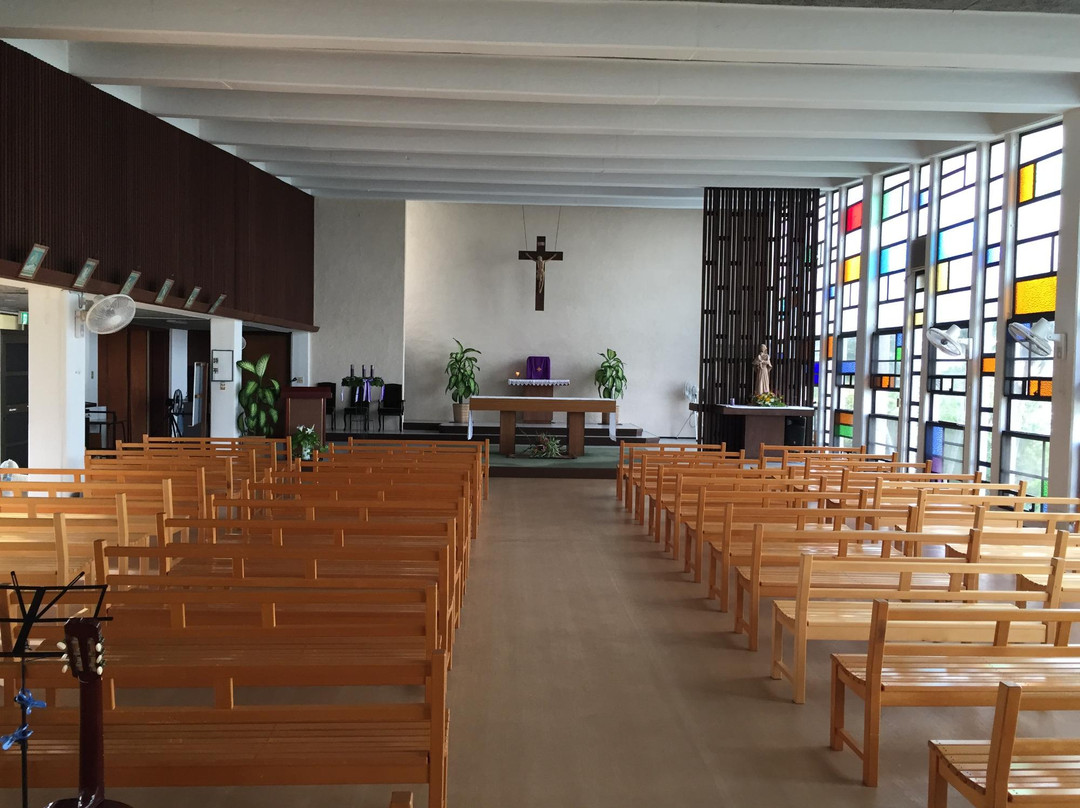 St. Clara Church-与那原町必去景点