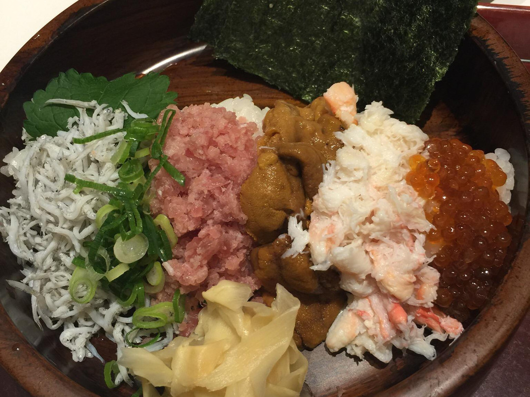 海鮮蔵 魚魚魚 流通団地店