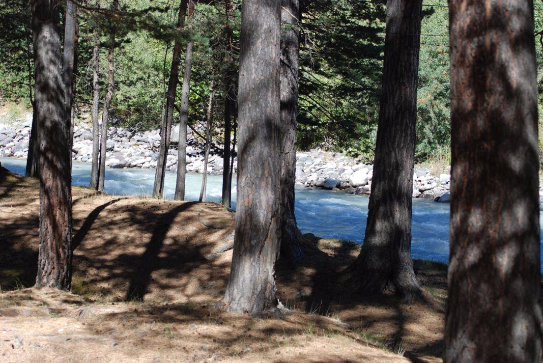 Elbrus Holiday Village Hotel主图