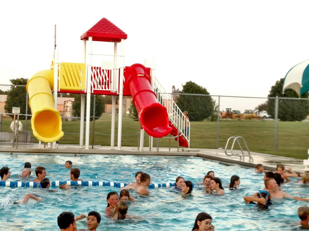 Spring Grove Aquatics Center景点图片