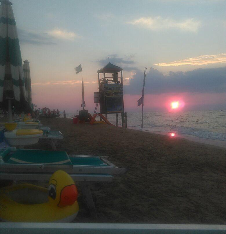 Spiaggia Azzurra Lido Blu Marine景点图片