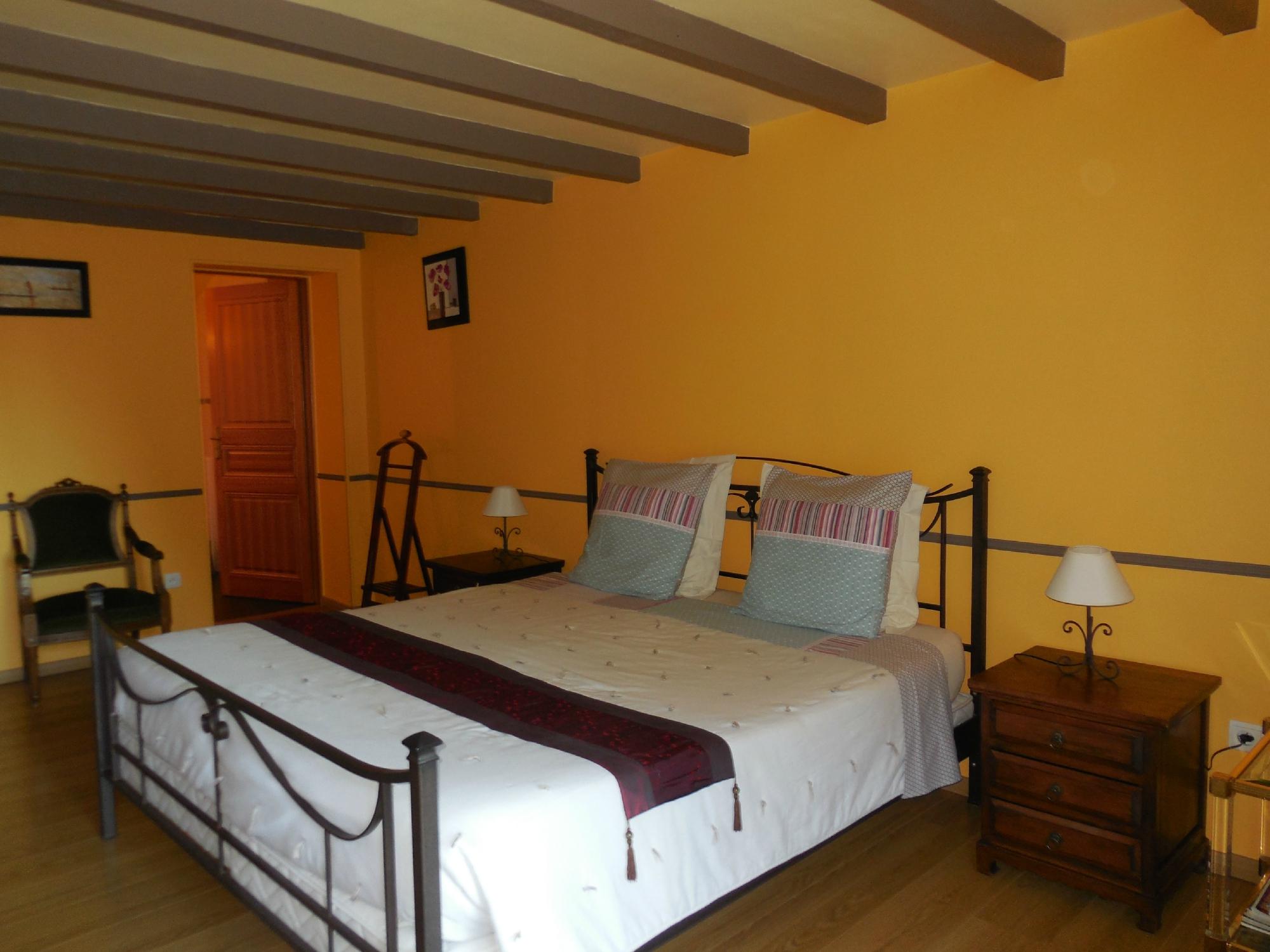 La Glycine Chambre d'Hotes-客卧