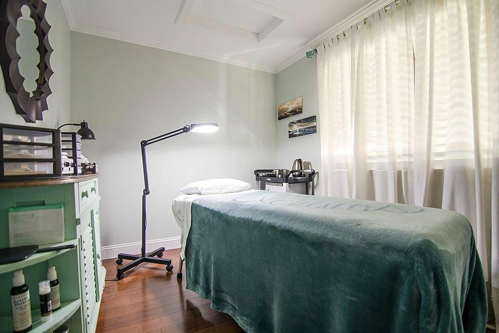 Oceans Massage and Skin Care景点图片