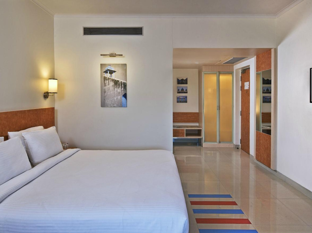 Nirwana Hometel - a Sarovar Hotel, Jaipur