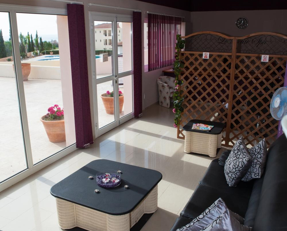 Le Petite Spa-Chloraka必去景点