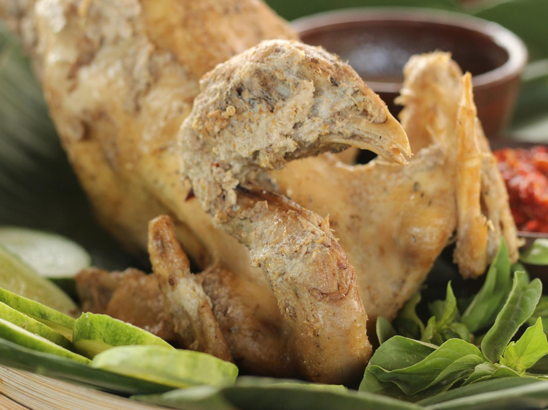 Bantul餐馆和美食-Ingkung Kuali