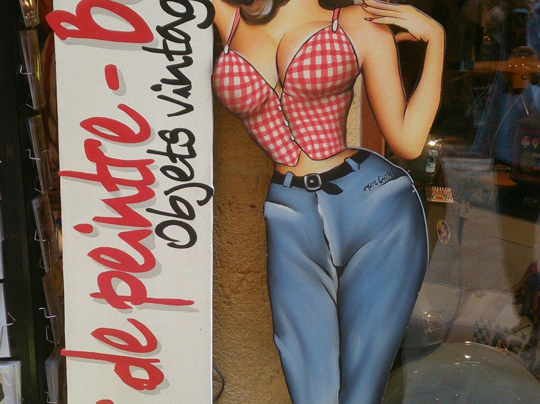 Les Pin-Up de Marc Curial-里昂必去景点