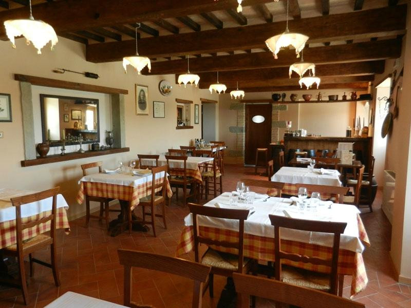 Caprese Michelangelo餐馆和美食-Agriturismo Terra Di Michelangelo