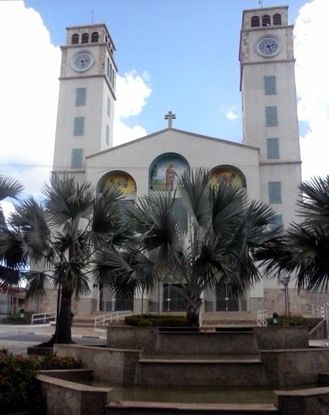 Igreja Matriz de Sant'Ana-维涅杜必去景点