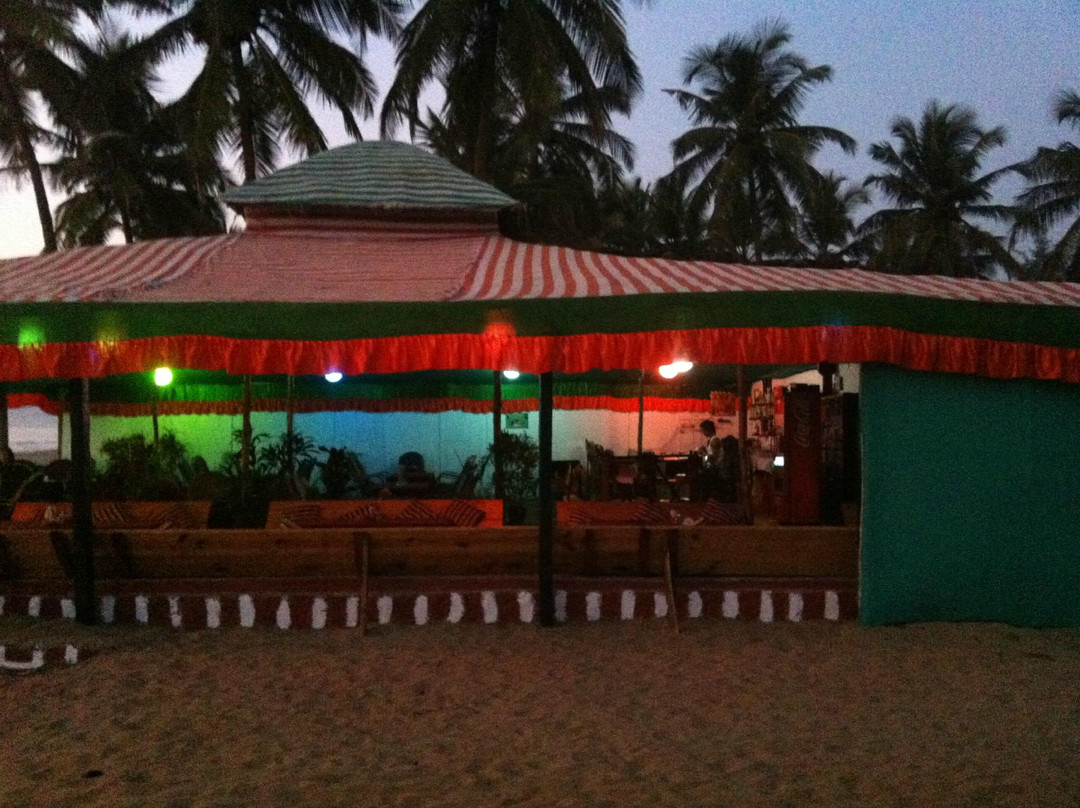 Saxony Beach Huts and Restaurant
