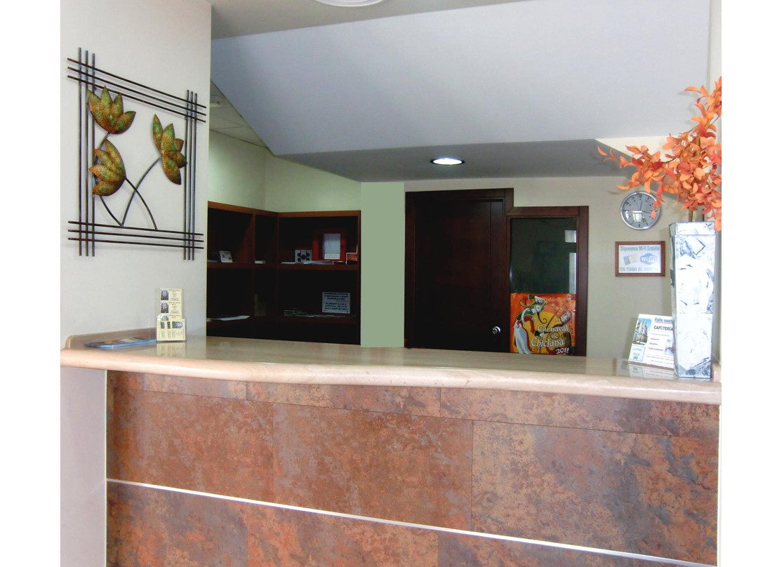 维拉别墅旅馆主图