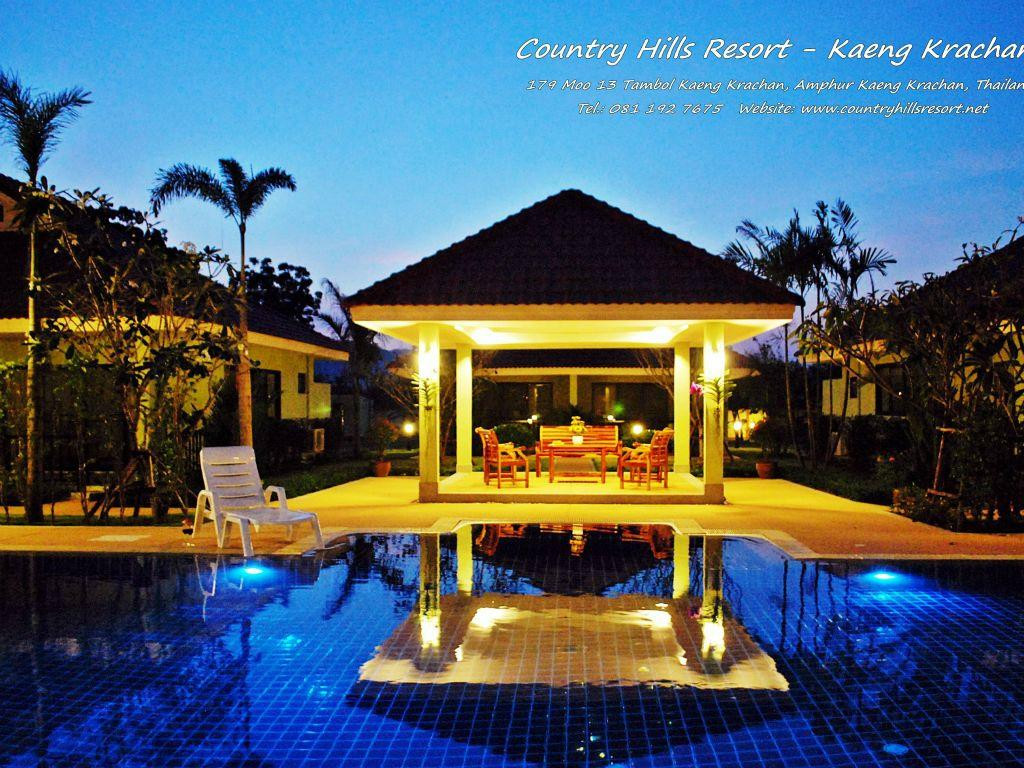 Country Hills Resort