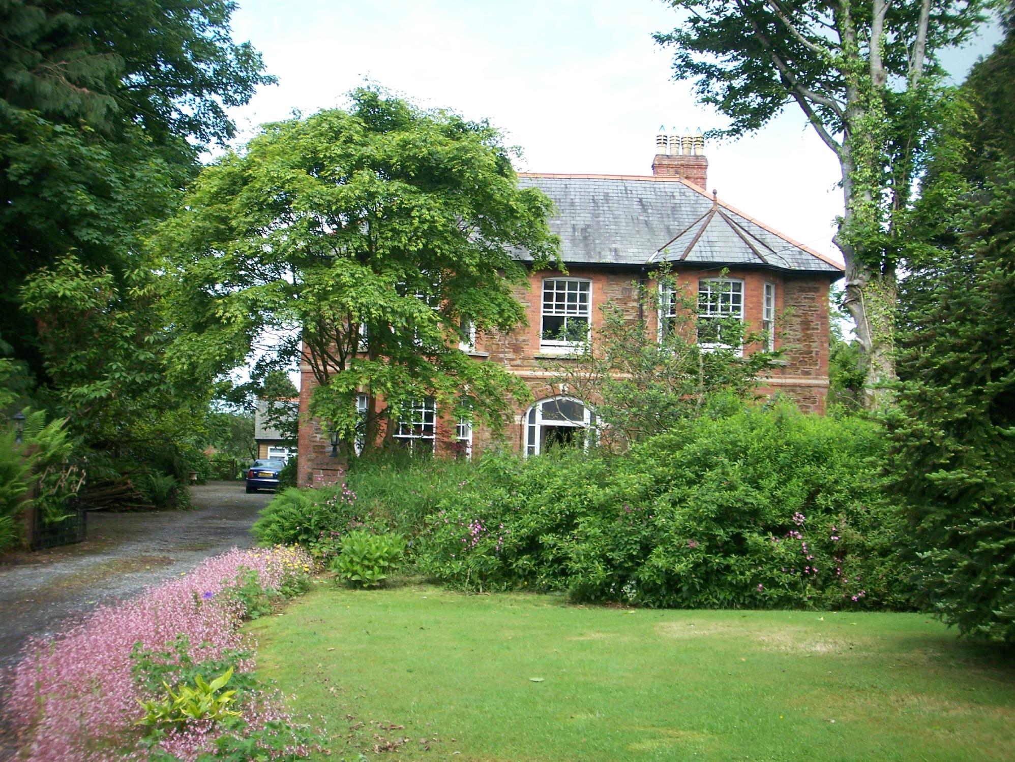 Moor View House-官方