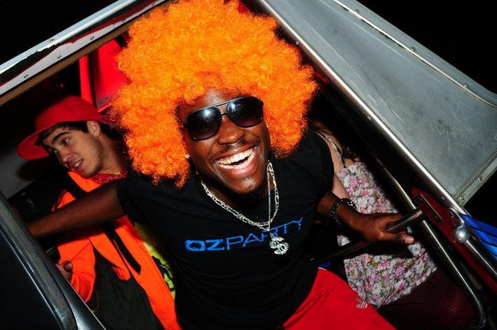 Oz Party Bus-悉尼必去景点