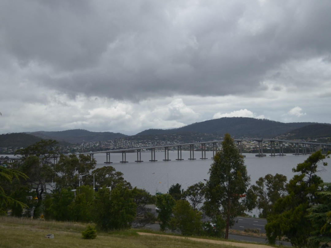 Tasman Bridge-霍巴特必去景点