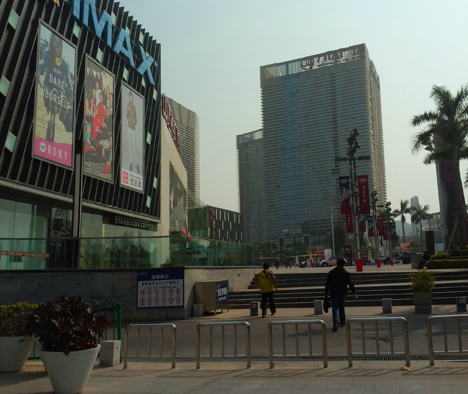 万达广场(仙岳路)景点图片