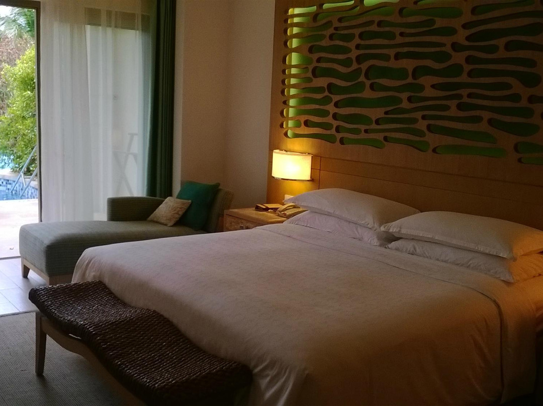 三亚海棠湾喜来登度假酒店主图