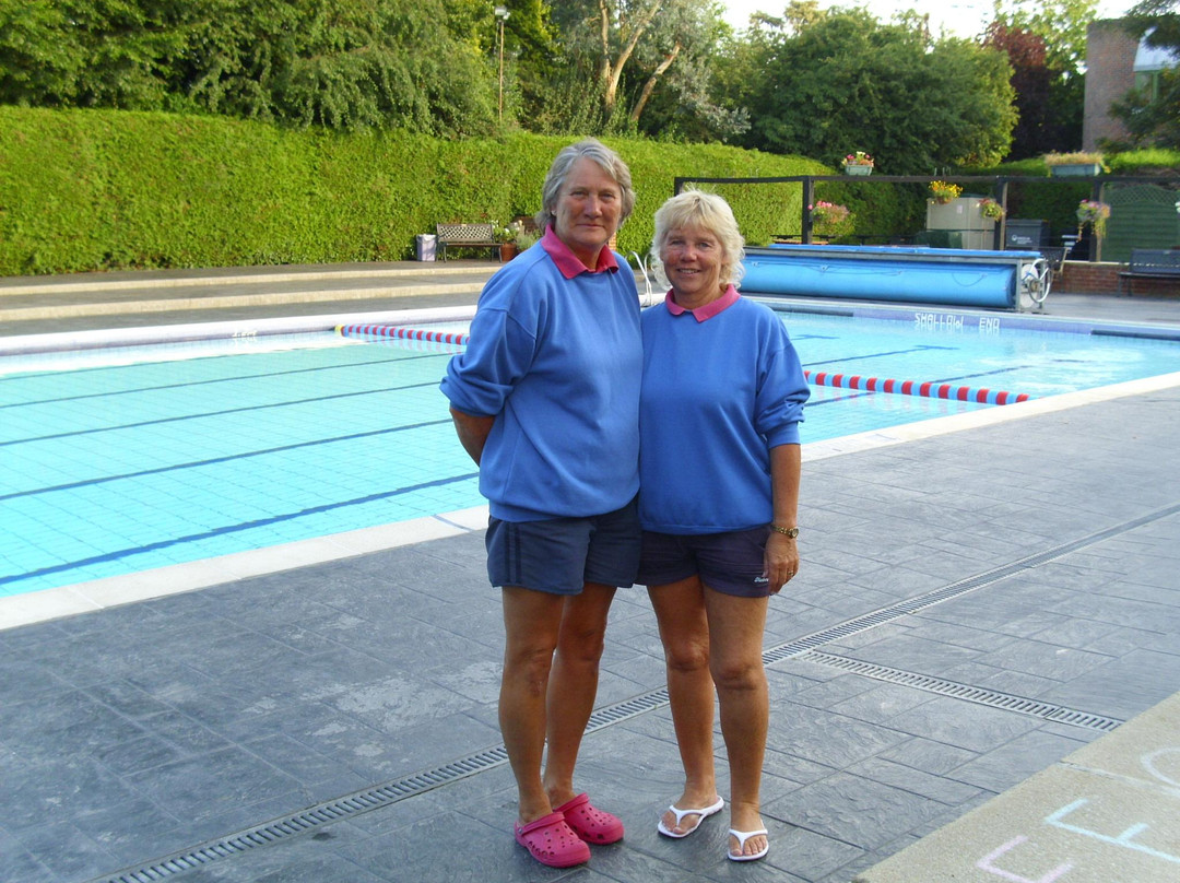 Petersfield Open Air Swimming Pool景点图片
