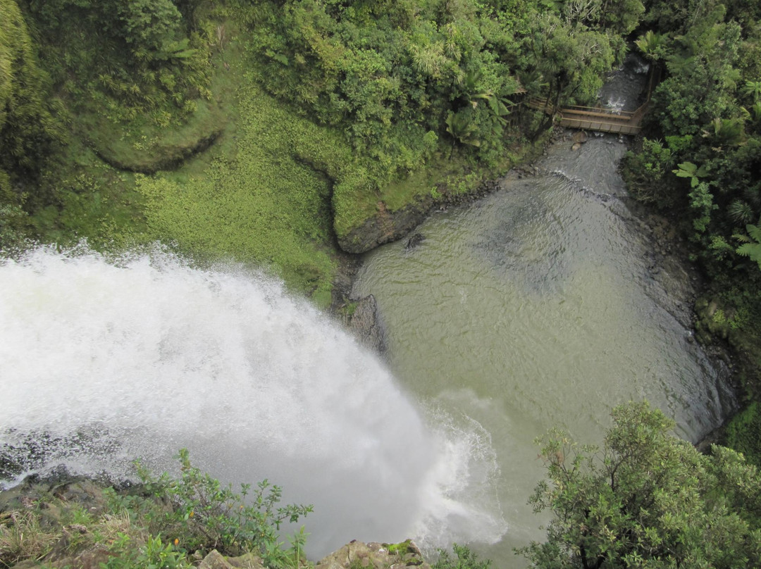Bridal Veil Falls-拉格伦必去景点