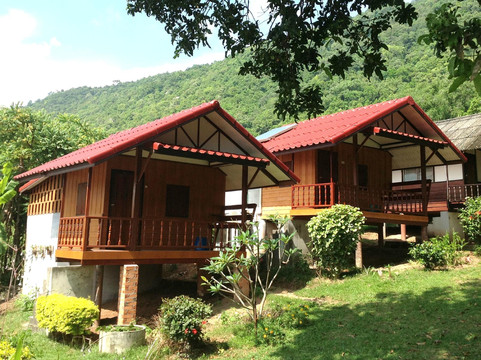 Pooltrap Village Bungalow主图