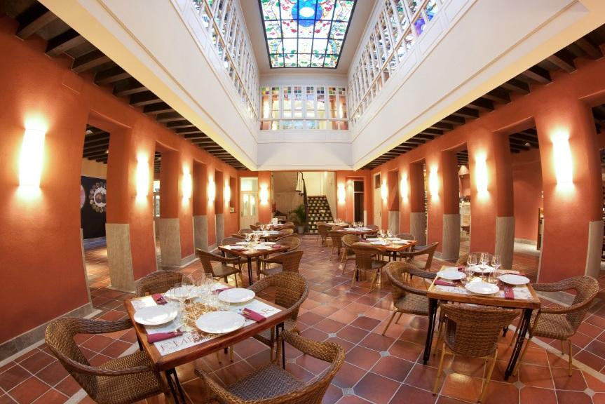 Los Patios de Beatas wine bar & restaurant