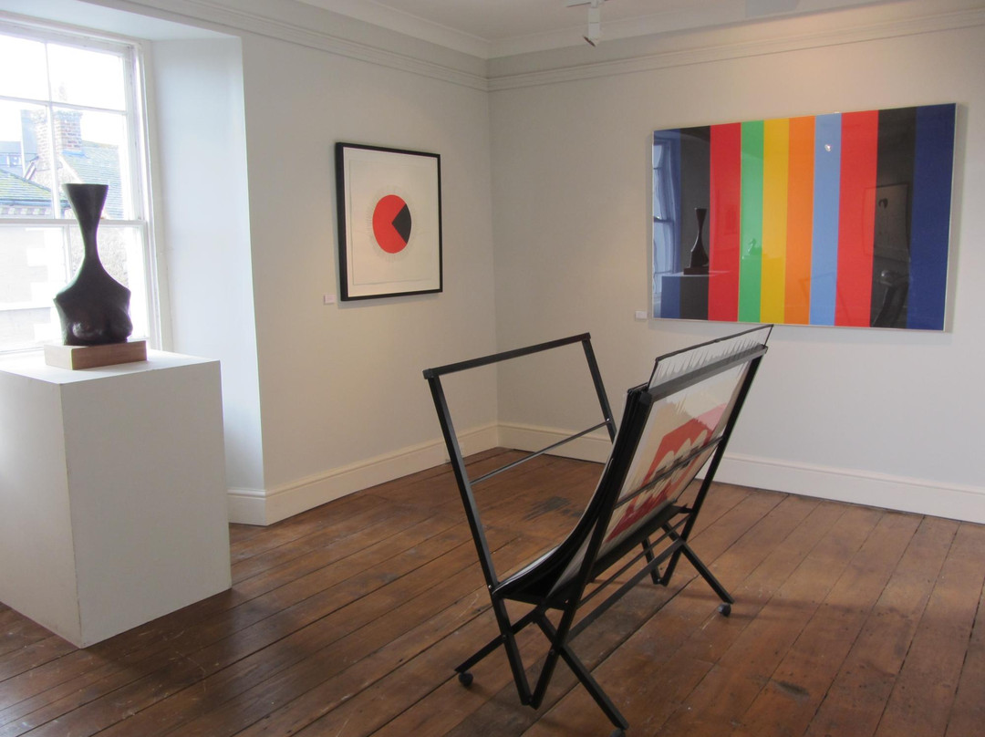 Stoneman Gallery-彭赞斯必去景点