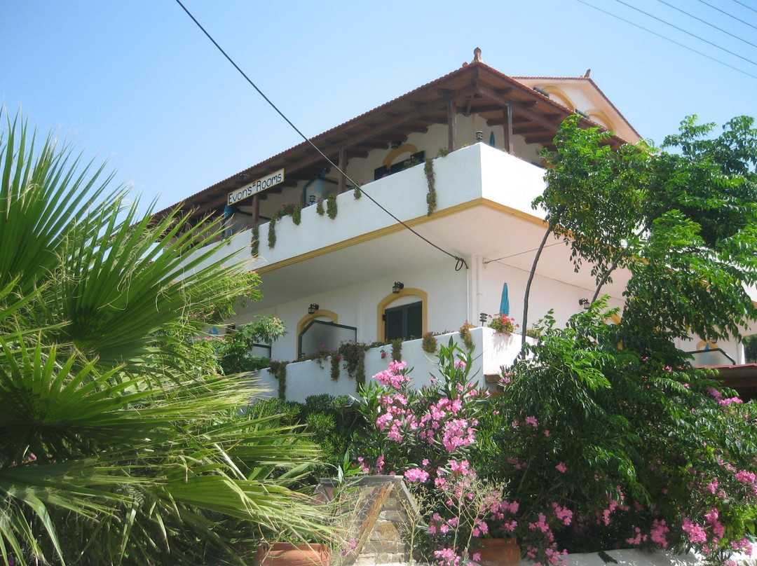 Fanari酒店住宿-Evon's Rooms